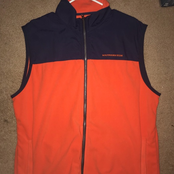 Southern tide orange and navy vest - Picture 1 of 2